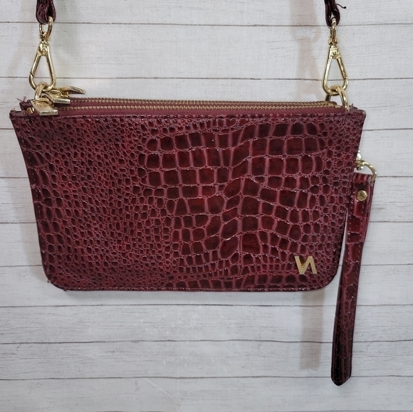 VICTOR MAROON FAUX SNAKESKIN WRISTLET - Picture 1 of 14